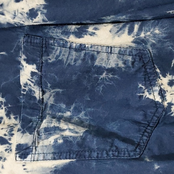 THRILL JEANS PLUS SIZE 3X TIE DYE BUTTON DOWN SHIRT HIGH LOW DISTRESSED RIPS - Picture 3 of 13
